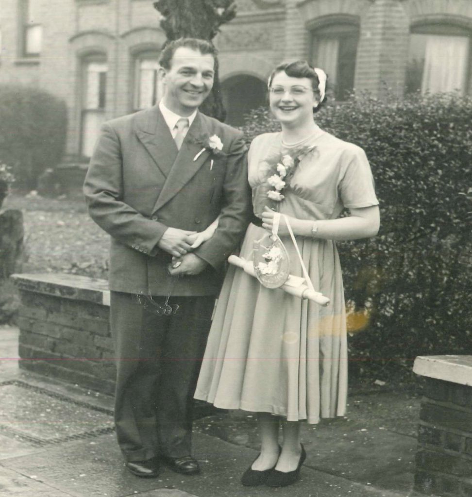 Joan Hunt Historia 02