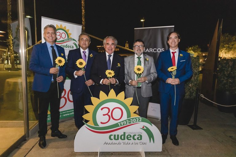 CENA 30º Aniversario Colegios Oficiales