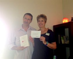 Dr. Donato Manniello y su libro "Llévame contigo y cambiaré tu vida" por Cudeca