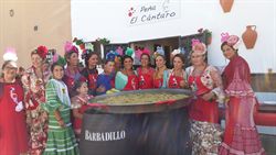 Éxito en el Almuerzo Solidario  de la Peña El Cántaro en la Feria de Fuengirola