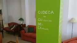 Cudeca abre una tienda de muebles en Torre del Mar