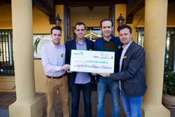 Donación colegio de árbitros de Málaga