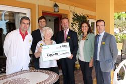 Cajamar entrega una donación para el Programa de Atención Domiciliaria