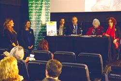 Presentación del libro Días de Vida, Conversaciones con Joan Hunt