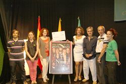 El Musical Nine del Colegio Maravillas entrega un cheque a Cudeca