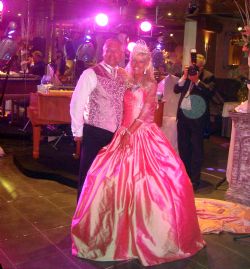 10th Wedding Anniversary Celebrations in aid of Cudeca