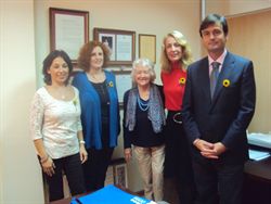 La Alcaldesa de Benalmadena visita la Fundación Cudeca